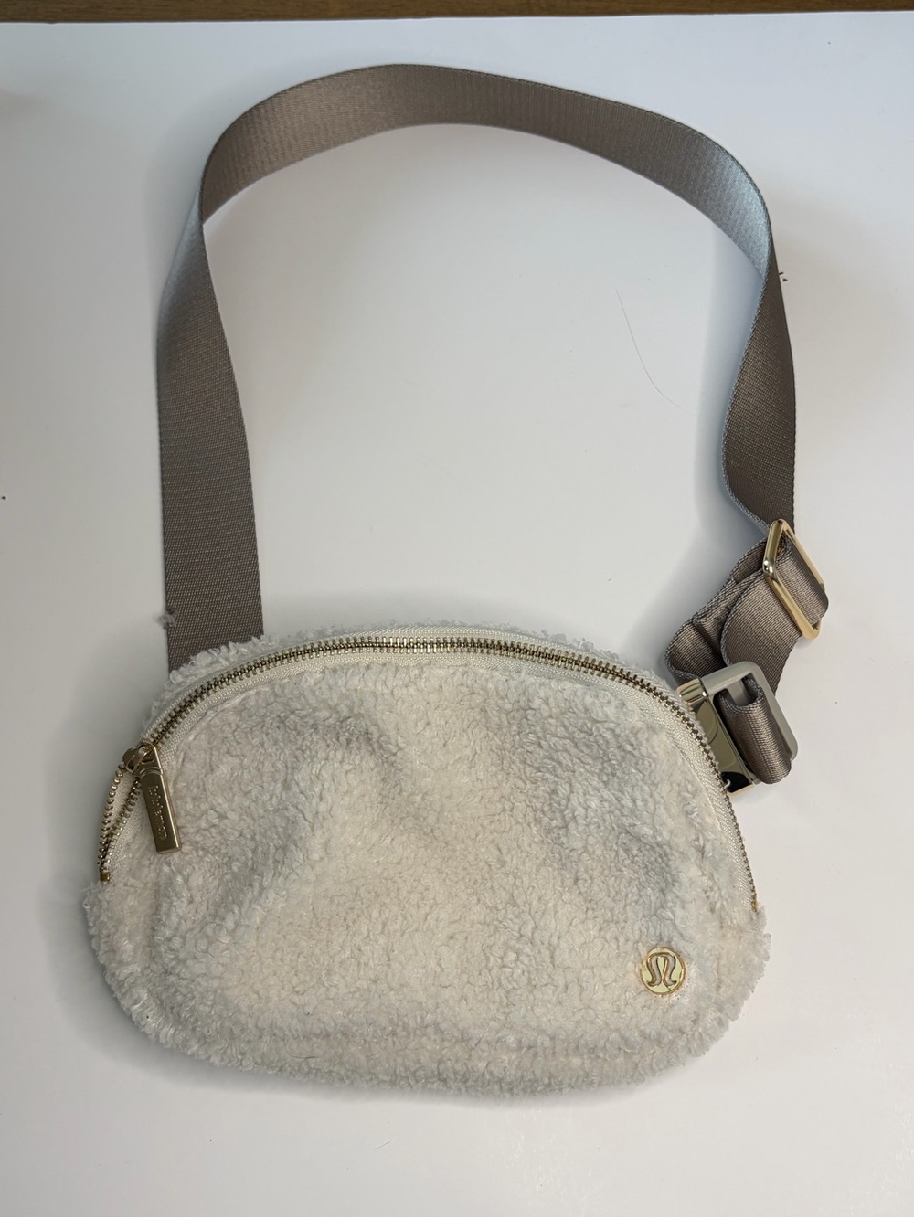 lululemon athletica Cream Sherpa Crossbody Belt Bag with Taupe Strap